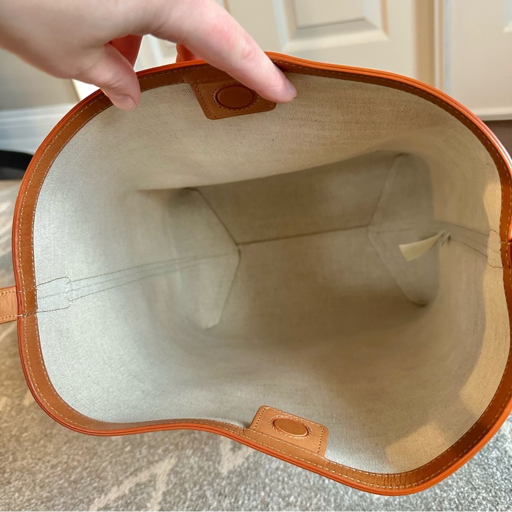 Mansur Gavriel Everyday Linen and Leather Canvas Bucket Bag in Tan - Picture 9 of 11